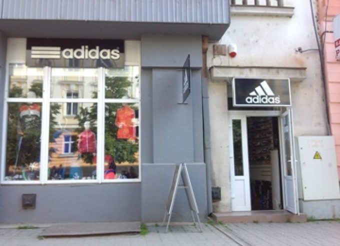 Adidas Sport Márkabolt