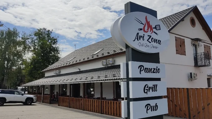 Ari Zona